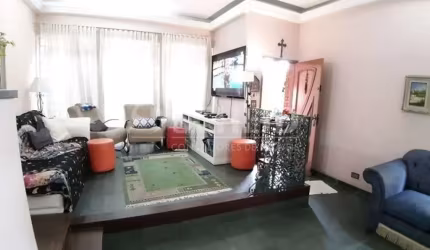 CASA EXCELENTE EM RUA SEM SAÍDA!!!!!!