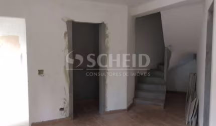 Sobrado novo no Jardim Umuarama com duas vagas de garagem