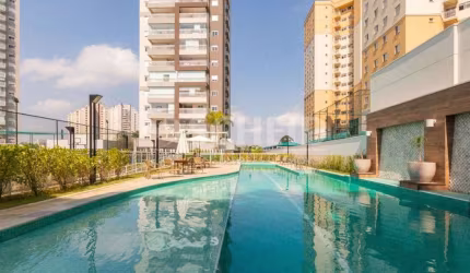Lindo Garden com amplo quintal sendo 2dts com suite