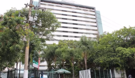 Ótimo conjunto comercial em Prédio Moderno em Santo Amaro - Zona Sul