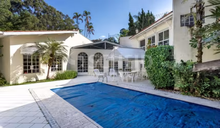 Casa de alto padrão com lazer completo e exclusivo, no Jd. Marajoara