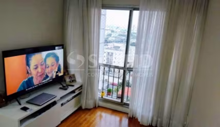 Apartamento com 02 dormitórios na Vila Santa Catarina