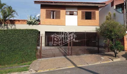 Linda casa a venda no bairro Guatambú em Piedade-SP, 600 mts de terreno, possui edicula,  no melhor