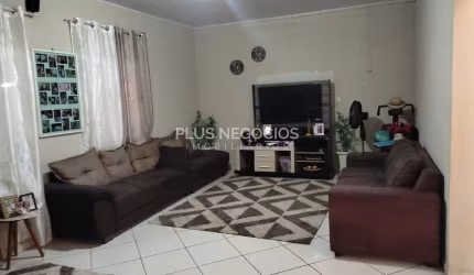 Casa no Jardim Bela Vista, Salto de Pirapora -  4 Dormitórios, Piscina, Área Gourmet e Área de Luz