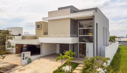 Encontre o lar dos seus sonhos! Luxuosa casa no prestigiado Condomínio Monte Carlo por R$ 2,2M. Ele