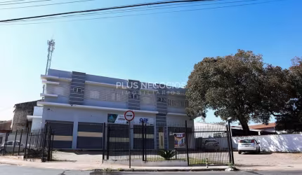 Oportunidade Única! Salão Comercial de 70m² em Localização Premium. Avenida Movimentada, Acesso Fác