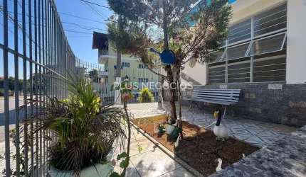 Oportunidade Única! Casa de Esquina à Venda na Vila Barcelona, Sorocaba -3 dormitórios.