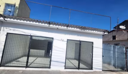 Casa comercial para venda e locação, **Oportunidade Imperdível: Casa Comercial de 300m² em Localiza