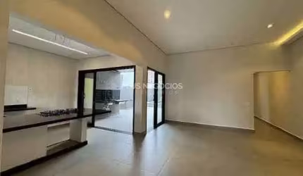 Explore o Luxo e Conforto na Casa dos Seus Sonhos! Casa à venda no Condomínio Flores