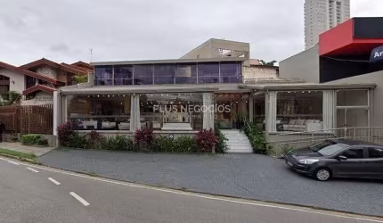 Loja comercial à venda na Av Carlos Comitre, a mais valorizada de Sorocaba, próxima ao Shopping Igu