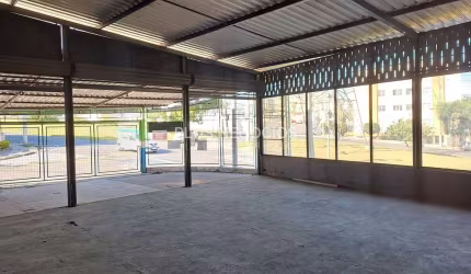 Venda Barracão Comercial 360m² em Av. Santa Cruz, Sorocaba - Excelente Localização, Flexível para D