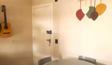 Apartamento Térreo à Venda no Jardim Tatiana, Sorocaba | 2 Dormitórios, 54m², Reformado, Condomínio