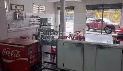 Avenida Itavuvu  com um movimento intenso e ótima visibilidade, perfeito para comércio e residencia