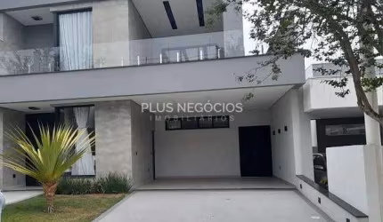 Sobrado à Venda no Ibiti Royal Parque | 210m² AC | 3 Quartos, 1 Suíte, Piscina e Vista para Área Ve