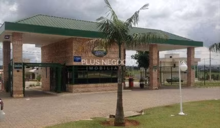 Terreno à venda no Condomínio Campos do Conde, esquina com 290m², lazer completo e aceitamos carro