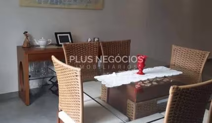Casa à Venda no jardim emilia – 3 Suítes, Cozinha Planejada, Área de Lazer Privativa e Localização