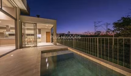 Casa à Venda no Alphaville Nova Esplanada 4 – 3 Suítes, 233 m² de Área Útil, Acabamento Impecável e