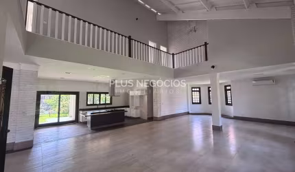 Casa de Alto Padrão Estilo Americano no Condomínio Parque Reserva Fazenda Imperial | 7 Dormitórios,