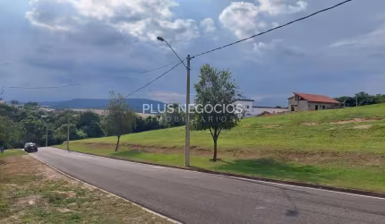 Casa em construção no condomínio Village Ipanema II, excelente oportunidade, estuda permuta de até