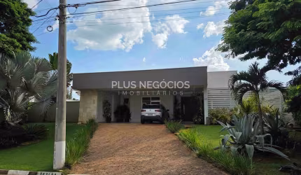Casa térrea de alto padrão à venda no Reserva Fazenda Imperial, Sorocaba | 3 suítes, piscina, área