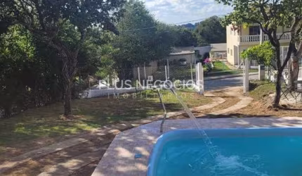 Chácara à Venda em Sorocaba SP, Zona Leste – 600m², Piscina, Varanda, Próxima à Raposo Tavares