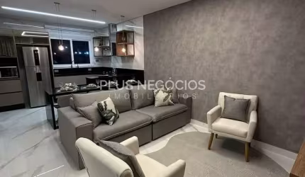 Triplex à Venda na Guilhermina em Praia Grande – Condomínio Fechado com 2 Suítes e Churrasqueira Pr
