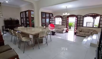 Casa com 3 quartos à venda na Rua Castelo Évora, 415, Castelo, Belo Horizonte por R$ 1.580.000