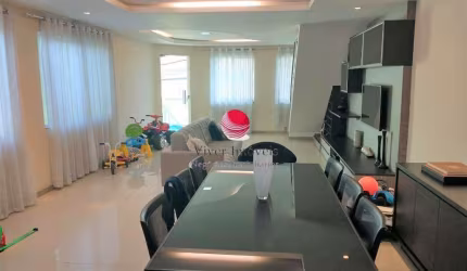 Casa com 3 quartos à venda na Rua Tenente Romualdo, 219, Nossa Senhora do Carmo, Contagem por R$ 890.000