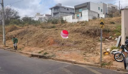 Terreno em condomínio fechado à venda na Avenida Geraldo Rocha, 155, Portal do Sol, Contagem por R$ 750.000