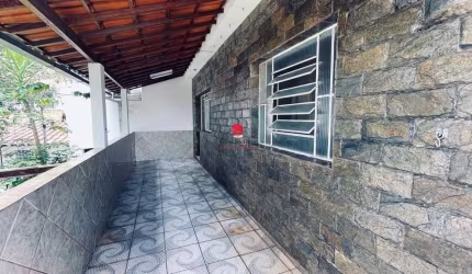 Casa com 2 quartos para alugar na Rua Padre Willian Silva, 148, Planalto, Belo Horizonte por R$ 2.200