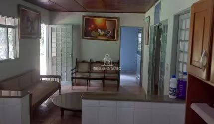 Chácara à Venda na Área Rural de Cuiabá, com 14,8 hectares e duas casas de alvenaria, Cuiabá-MT.