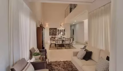 Casa  à Venda no Condomínio Alphaville II, localizado no Bairro Jardim Itália - Cuiabá-MT. Com 04 S