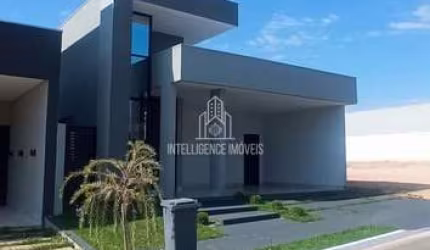 Casa em condomínio à Venda com Piscina, 3 Suítes em 154m² de área construída no Condomínio Primor d