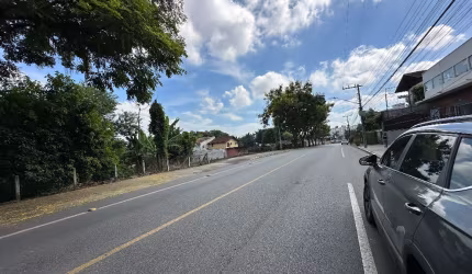 Excelente Terreno com 2.171,12m² à venda no bairro Saguaçu em Joinville - SC