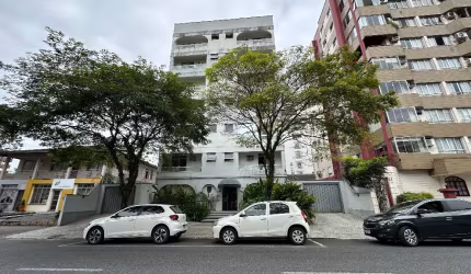 Apartamento reformado no bairro América - Joinville -SC