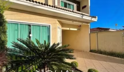 Casa para Venda em Ponta Grossa / PR no bairro UVANAS ( próximo ao centro)