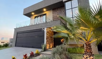 Uma deslumbrante residência de alto luxo na Villa di Sorrento, com 4 suítes.