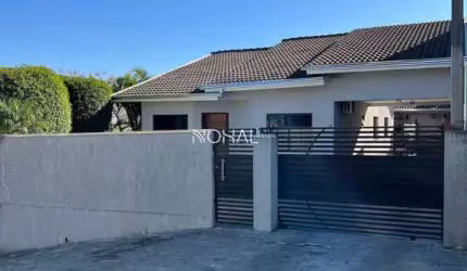 Casa térrea a venda toda mobiliada com 3 quartos sendo 1 suíte no Uvaranas