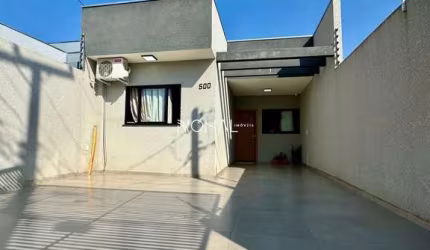Casa térrea semimobiliada a venda com 3 quartos sendo 1 suíte no Uvaranas