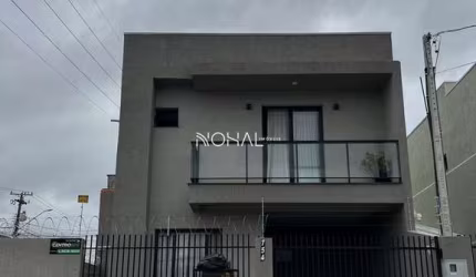 Casa semi mobiliada de esquina a venda com 3 quartos sendo 2 suítes no Uvaranas