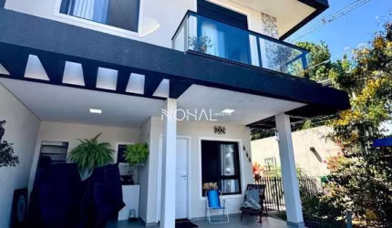 Casa semimobiliada a venda com 3 quartos sendo 1 suíte no Jardim Carvalho