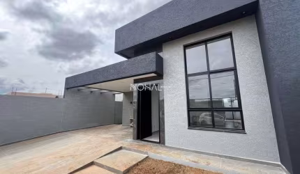 Casa a venda com 3 quartos sendo 1 suíte no Cará-cará