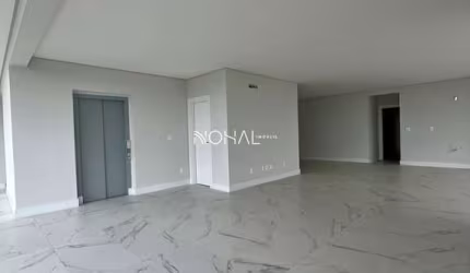 Apartamento a venda com 3 suítes no Centro