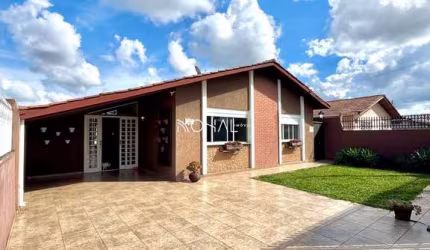 Casa semimobiliada a venda com 3 quartos no Bairro Estrela