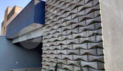 Excelente casa estilo sobrado no Bairro Minas Gerais em Uberlândia