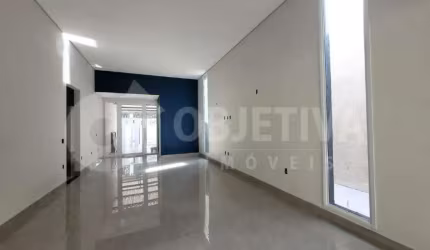 Belíssima casa nova no Bairro Jardim Inconfidência em Uberlândia