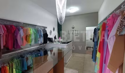 Oportunidade única para investimento cômodo comercial no bairro Presidente Roosevelt em Uberlândia