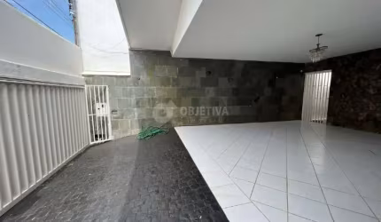 Excelente casa no bairro Tabajaras
