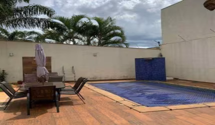 Excelente Sobrado de alto padrão localizado no bairro de alto padrão em setor nobre Morada da Colina