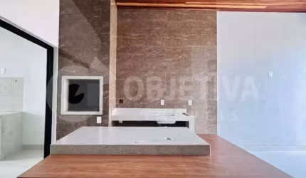 Casa a venda no bairro Novo Mundo em Uberlândia